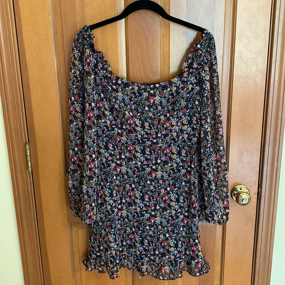 Small Mini Dress with Long Sleeves